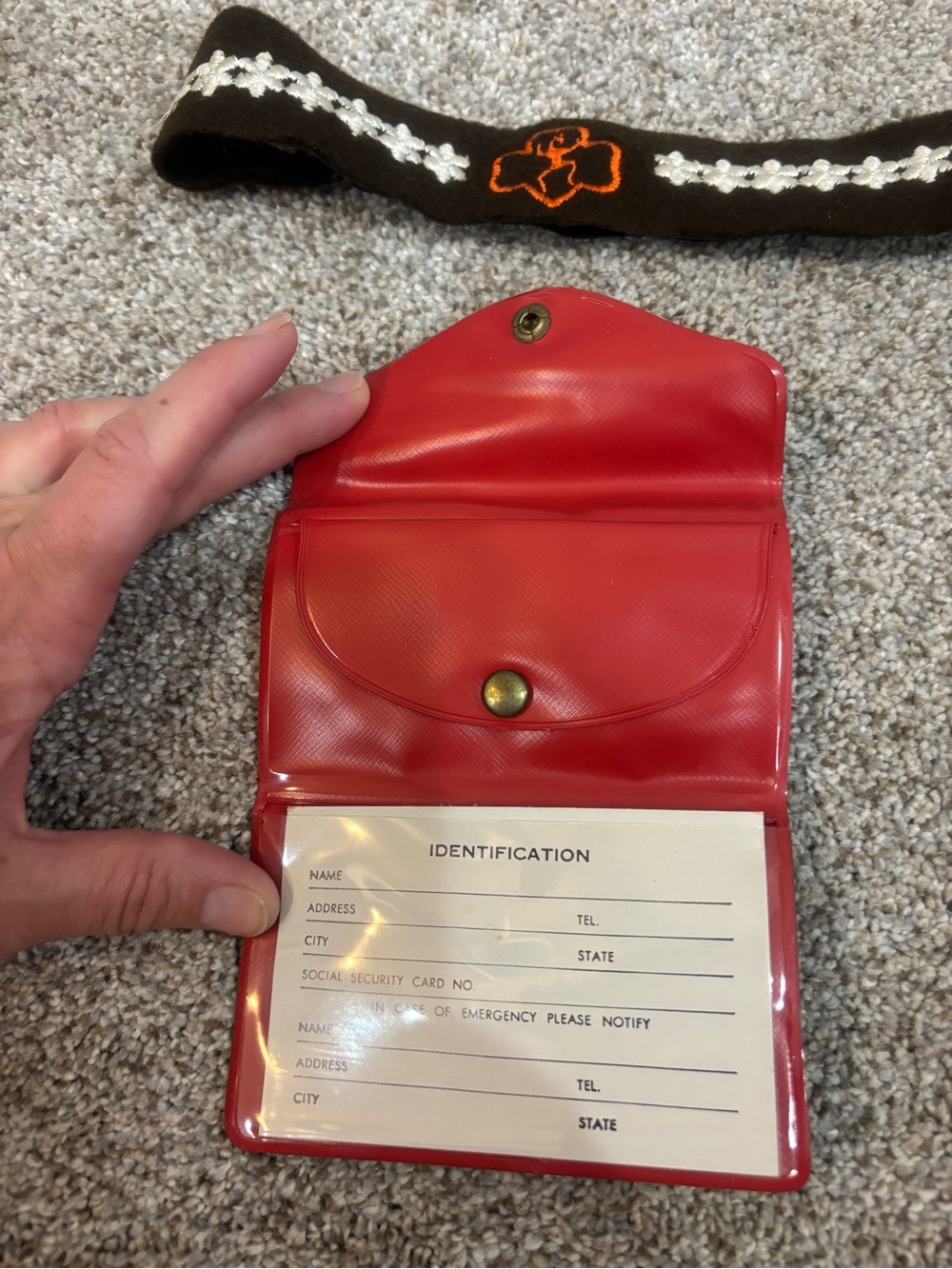 Vintage Girl Scout patent leather identification pouch/Brownies headband - Picture 2 of 3